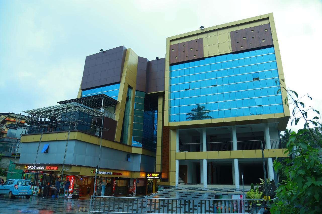 Royal Plaza Residency Hotel Cheruppulasseri Exterior photo